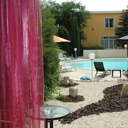 Logis La Cremaillere 3* Montelimar